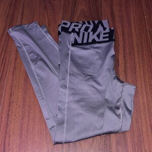 Nike pro leggings